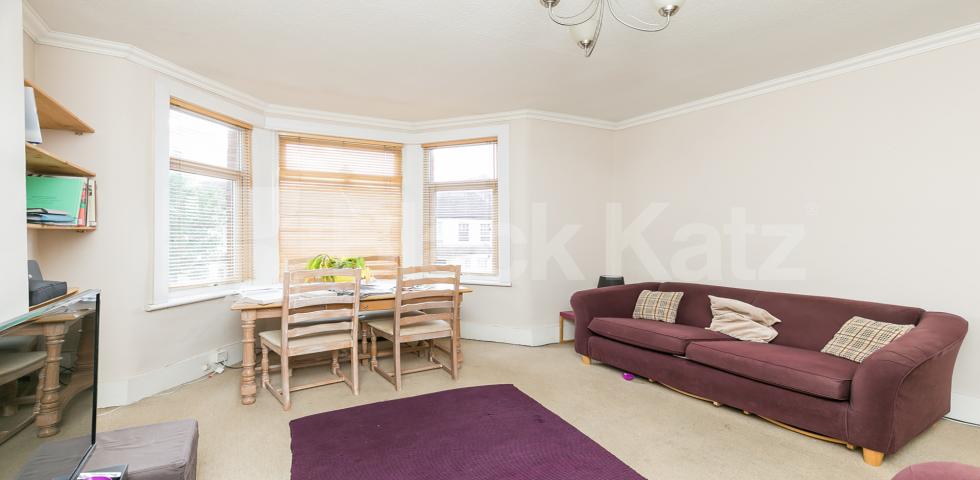 			LARGE 1 DOUBLE BEDROOM PROPERTY!, 1 Bedroom, 1 bath, 1 reception Flat			 Terront Road, HARRINGAY N4